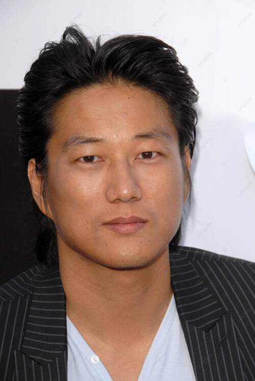 pngtree-sung-kang-imagecollect-popular-fame-talent-photo-image_11816014.jpg